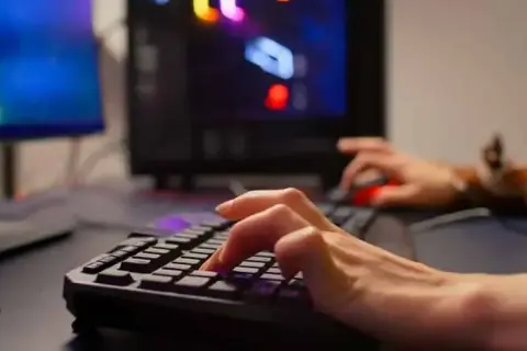 Jak sprawdzić wersję gry na Steam i uniknąć problemów z aktualizacjami